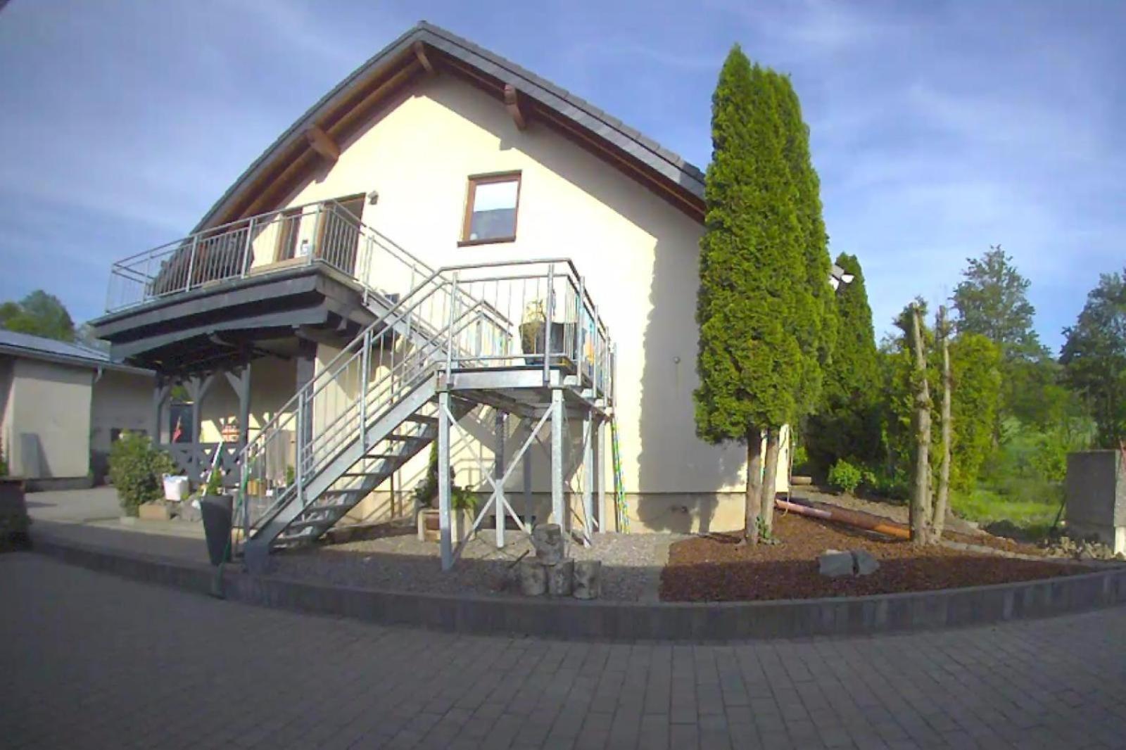 Apartment Chez Ellie- Naehe Nuerburgring, Rhein, Ahr, Eifel