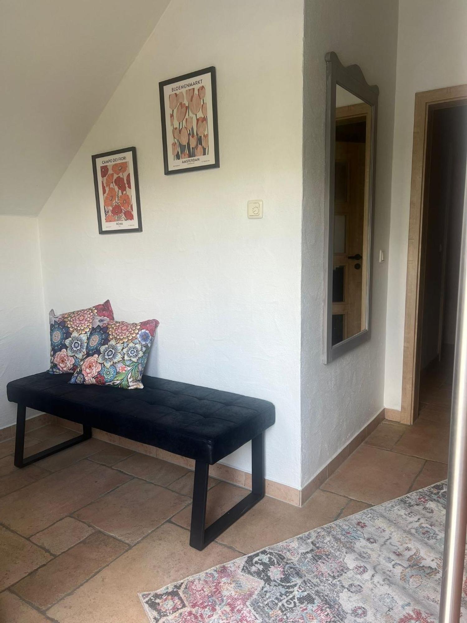 Chez Ellie- Naehe Nuerburgring, Rhein, Ahr, Eifel Apartment Kempenich