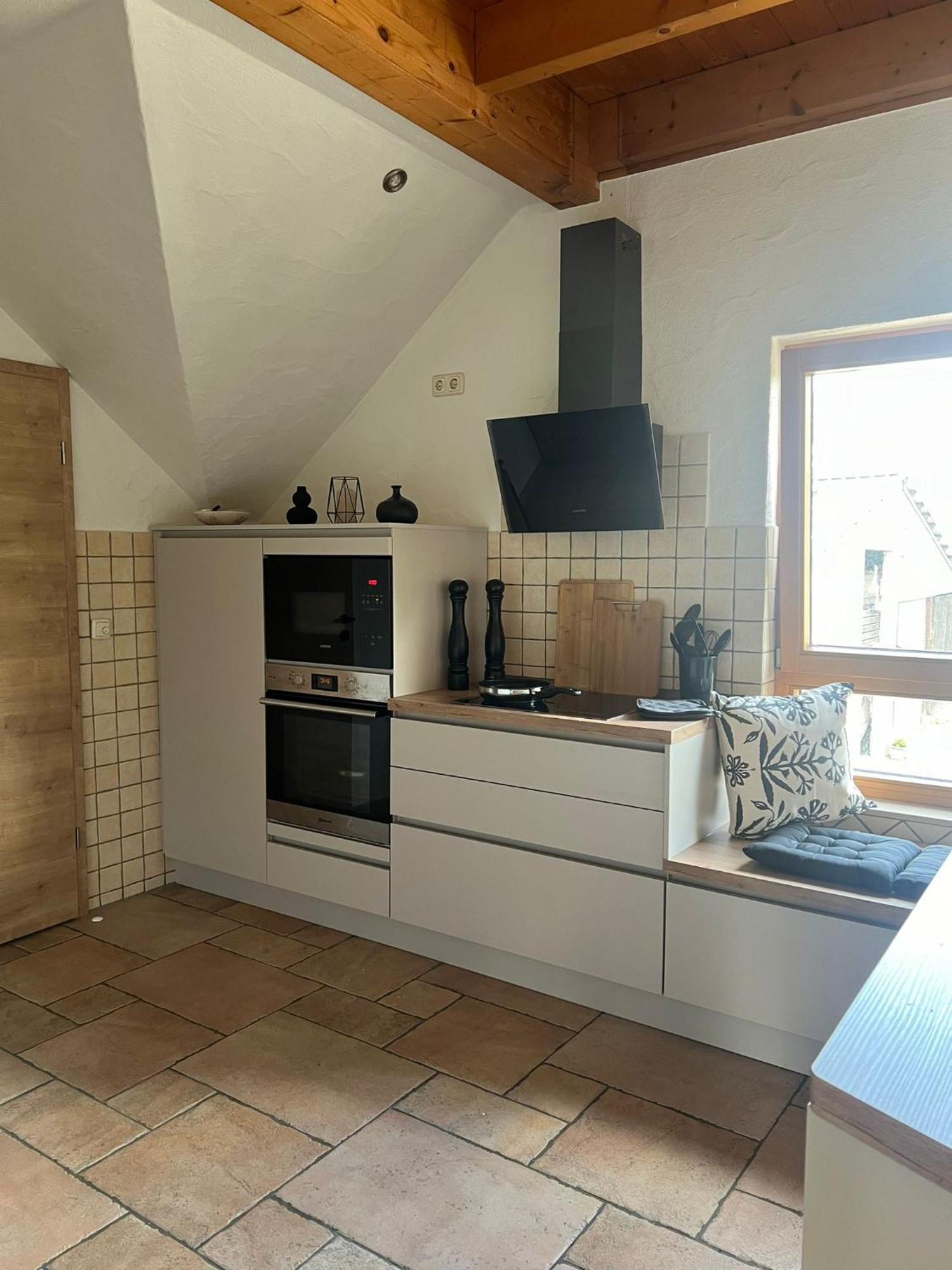 Chez Ellie- Naehe Nuerburgring, Rhein, Ahr, Eifel Apartment *